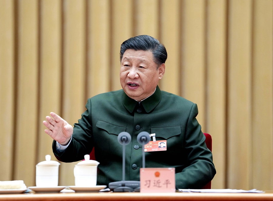 3月8日下午,中共中央总书记、国家主席、中央军委主席习近平出席十四届全国人大一次会议解放军和武警部队代表团全体会议并发表重要讲话。